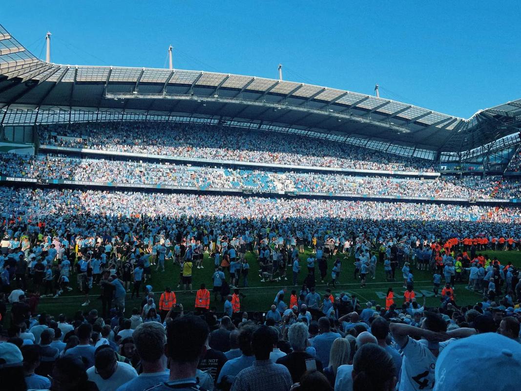 弗赖堡vs圣保利：金特尔、格里福首发，藤田让瑠奇马、梅茨出战（弗赖堡对阵圣保利：金特尔、格里福先发，藤田让瑠、奇马、梅茨登场）