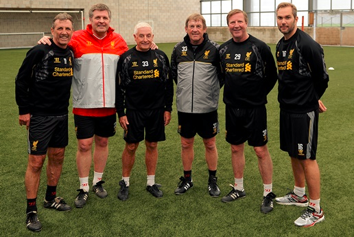 科莫总监：除为帕斯提供比赛与成长环境，我不知道还能做什么（科莫总监：除了为帕斯创造比赛与成长机会，我别无他法）