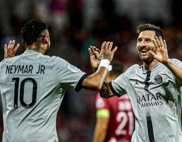 2025非洲足球先生最终入围名单：阿什拉夫、萨拉赫、奥斯梅恩（阿什拉夫、萨拉赫、奥斯梅恩入选2025非洲足球先生最终候选名单）