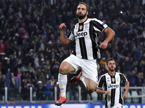 中超球队阵容分析：武汉三镇阵容变化,（中超观察：武汉三镇阵容变动全解析）