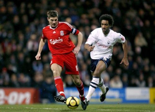 莱万：我经常带伤上场，肋骨骨折也硬撑；不着急决定未来（莱万：常带伤出战，肋骨骨折也硬扛；未来去向不急于决定）