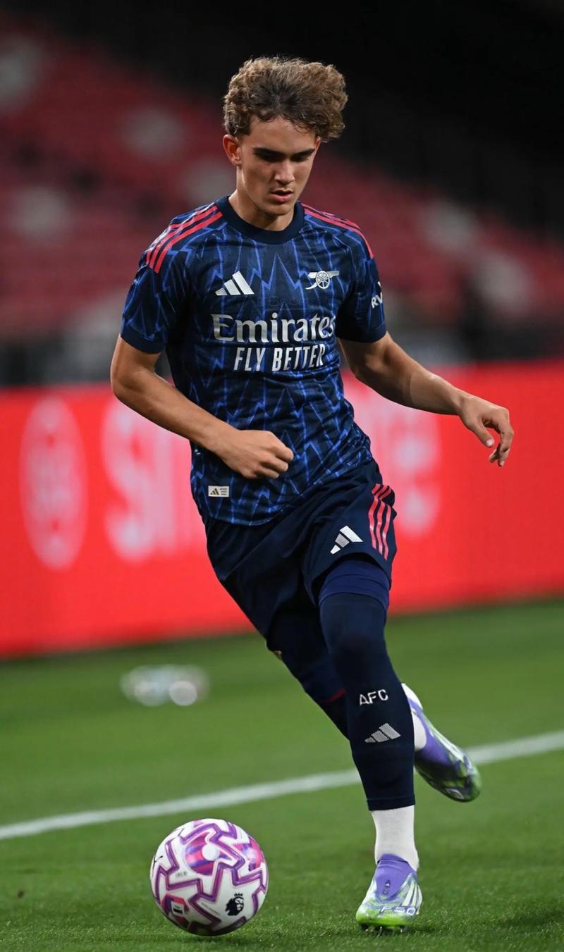 萨拉赫全场数据：出场44分钟2射0正，送出4次关键传球（萨拉赫本场表现：出战44分钟，2次射门0射正，贡献4次关键传球）