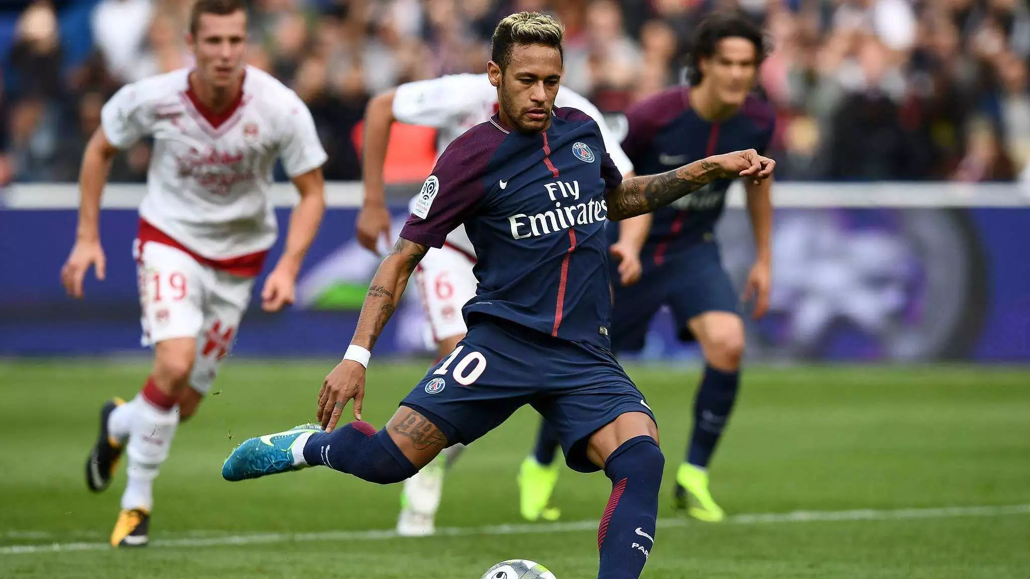 博主：广岛三箭主帅斯基伯目前并不存在去山东泰山的可能性（博主：广岛三箭主帅斯基伯眼下无缘山东泰山）