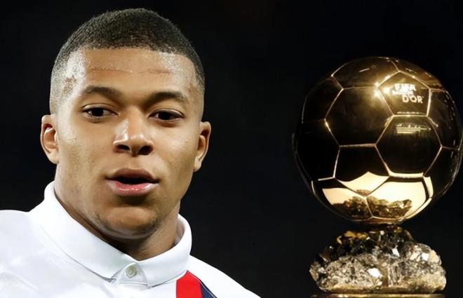 翻修球场，“连滚带爬”为的是“从从容容”（球场翻修：先“连滚带爬”，才有“从从容容”）