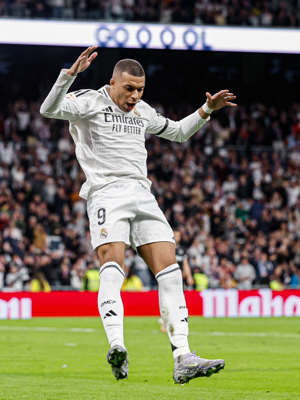 本赛季五大联赛U23前锋直接参与进球前10：博尼、埃基蒂克第1（本季五大联赛U23前锋参与进球前十：博尼、埃基蒂克并列第一）